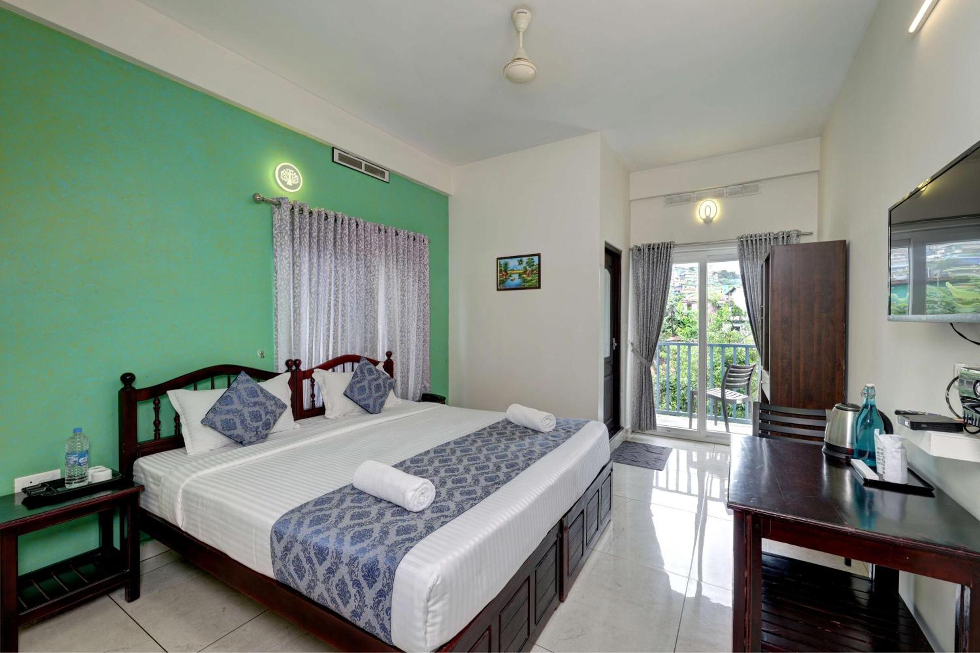 Hotel Kurinji Wanderlust Munnar Exterior foto